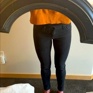 Joe’s skinny black jeans - Size 27